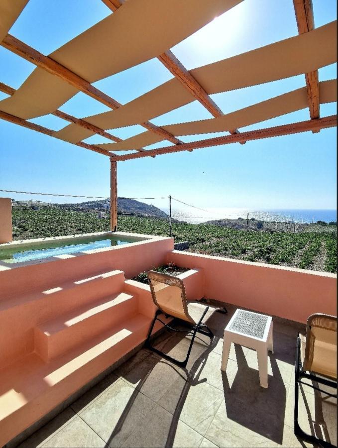 The Lighthouse Sunset View Suites Akrotírion Екстериор снимка